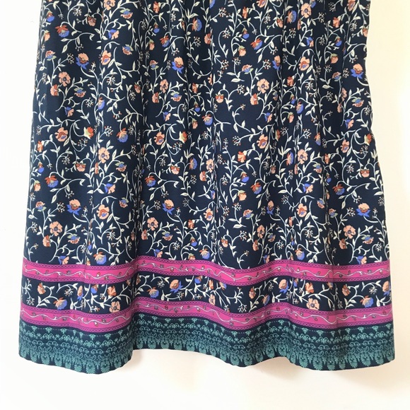 V neck sleeveless floral dress - Picture 4 of 5